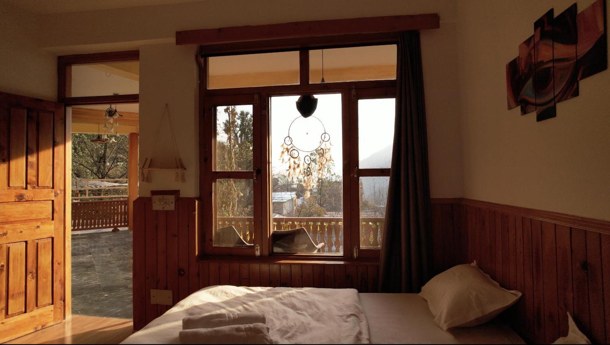 Into The Wild Adventures Homestay Vashist